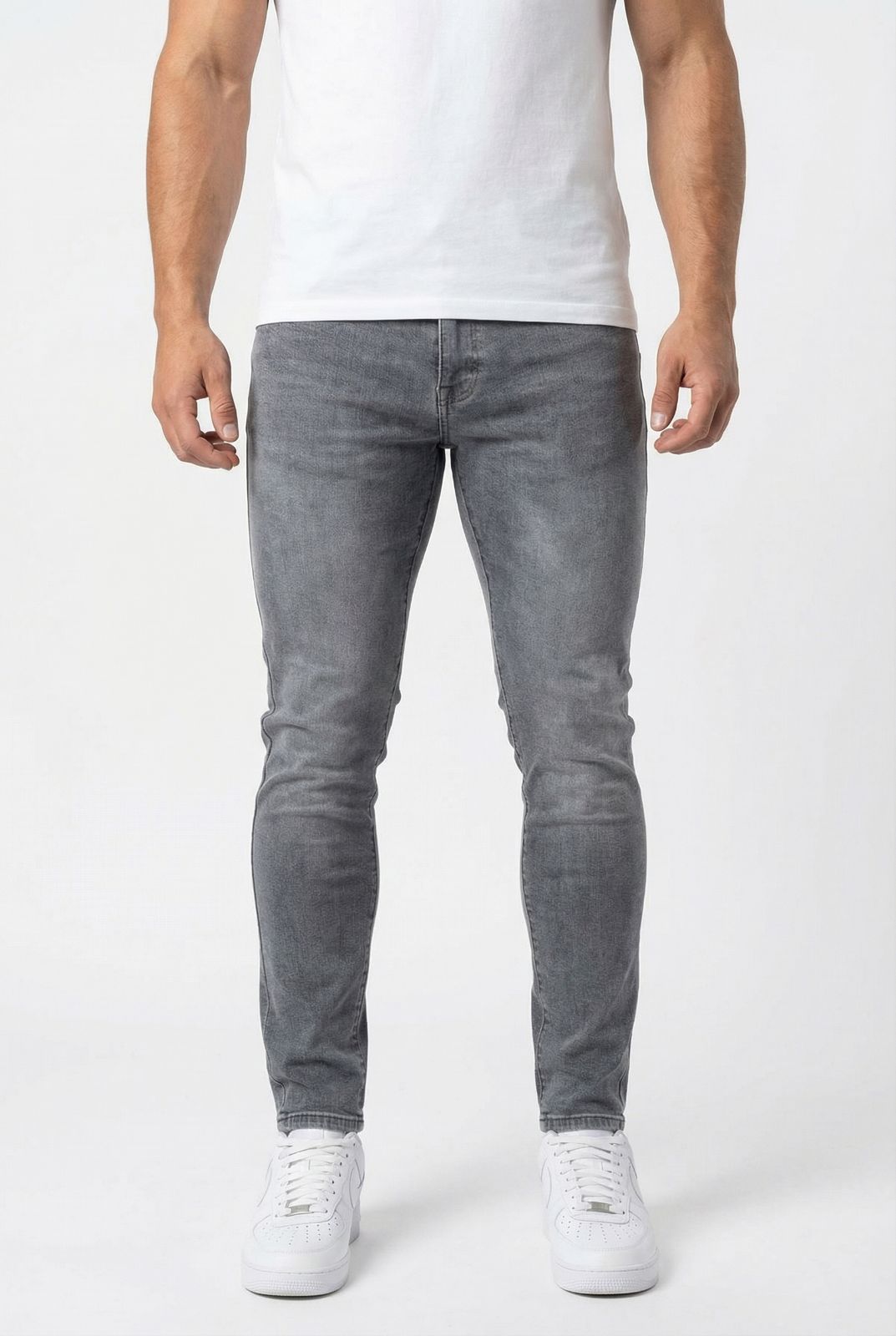 e7179b90-47b8-408c-a86e-dd2d0b5b8c17 Regular Fit Jeans - Image 1